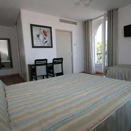 Hotel Lafon - Face à L'océan 2*